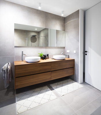 Piot badkamer met notelaar decor van Unilin